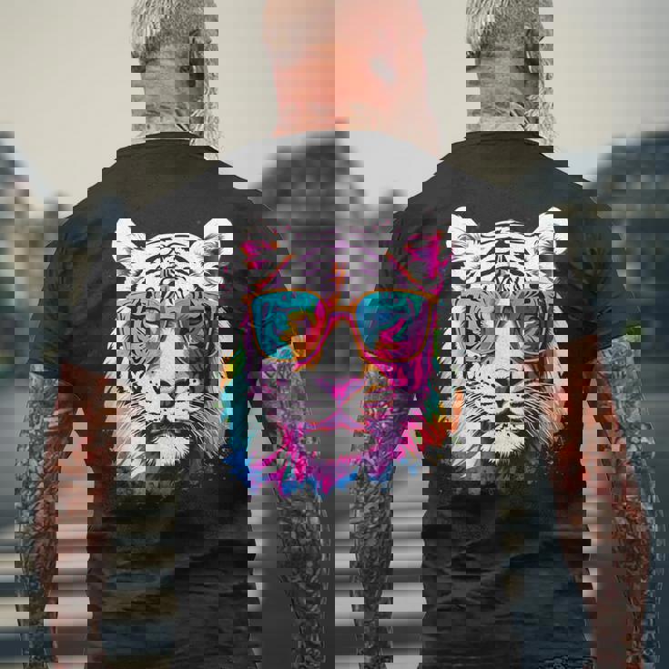 ホワイトタイガー サングラス カラフル アート 動物 虎 メンズTシャツ バックプリント 高齢者への贈り物