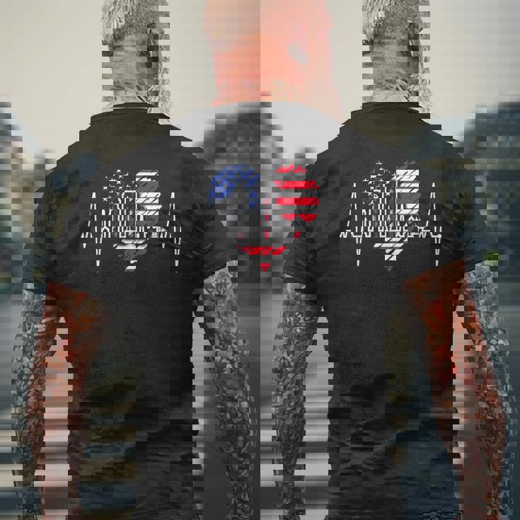 ボストン・スカイライン ハートビートusa ハートパルス I Love Boston メンズTシャツ バックプリント 高齢者への贈り物