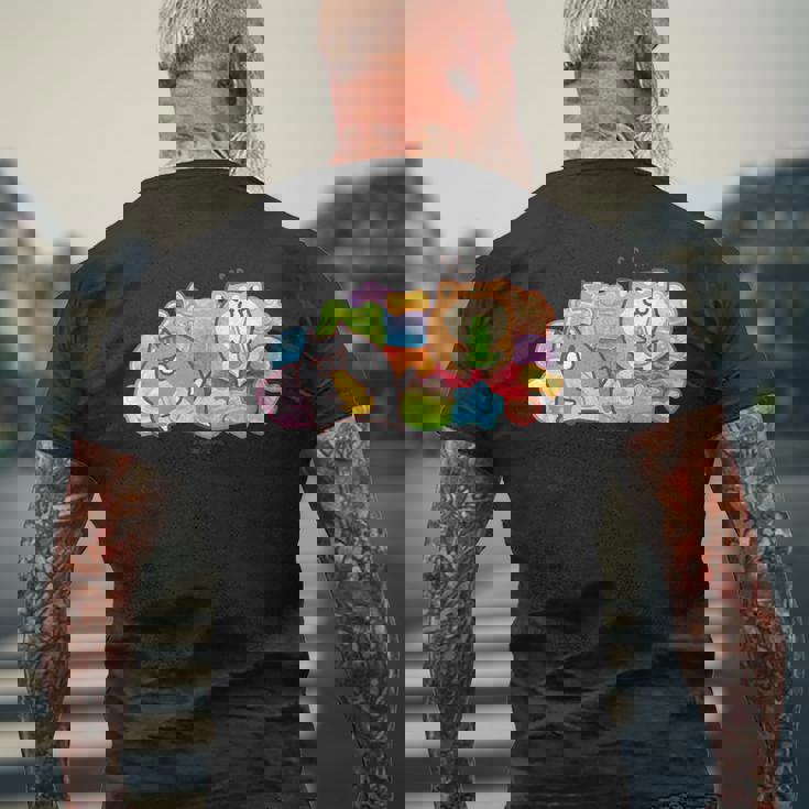 ボンレス犬とボンレス猫 カラフルスナック メンズTシャツ バックプリント 高齢者への贈り物