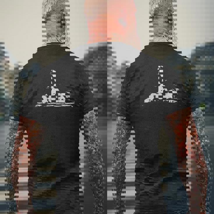 ボーダーコリーの凝視 ホワイトミニマルオリジナルデザイン メンズTシャツ バックプリント 高齢者への贈り物