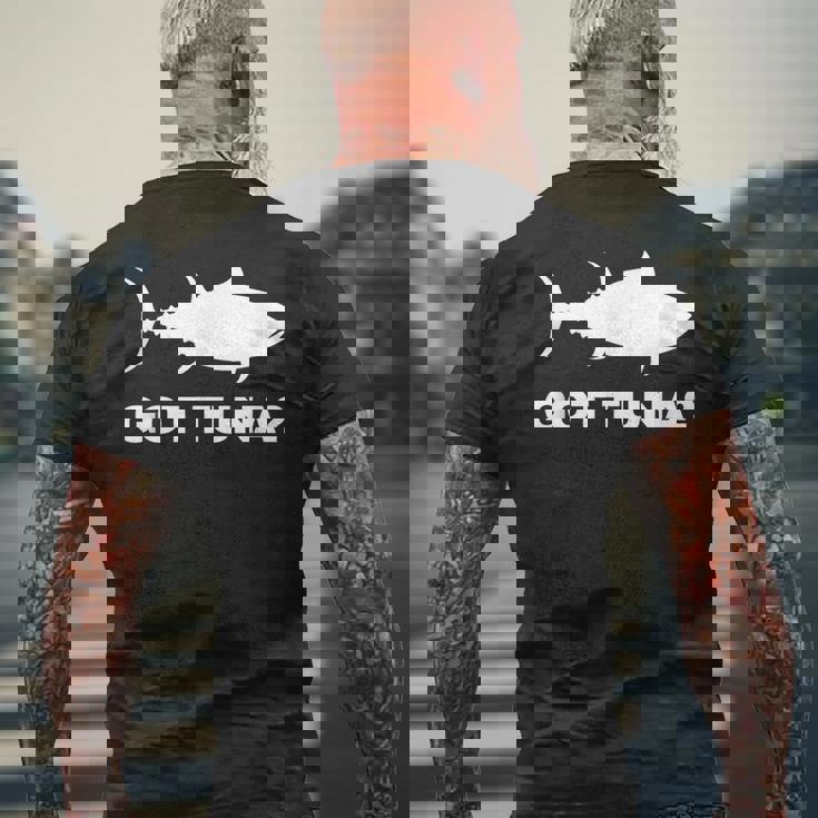 マグロの魚好きのギフト マグロを手に入れた 面白い釣り メンズTシャツ バックプリント 高齢者への贈り物