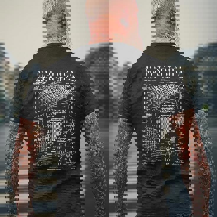 マリンバ奏者 パーカッション 楽器 ヴィンテージ 特許 メンズTシャツ バックプリント 高齢者への贈り物