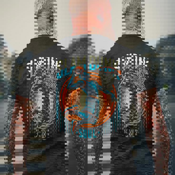 マーチ カレッジ バスケットボール スラム ダンク ソウル レトロ バスケットボール メンズTシャツ バックプリント 高齢者への贈り物