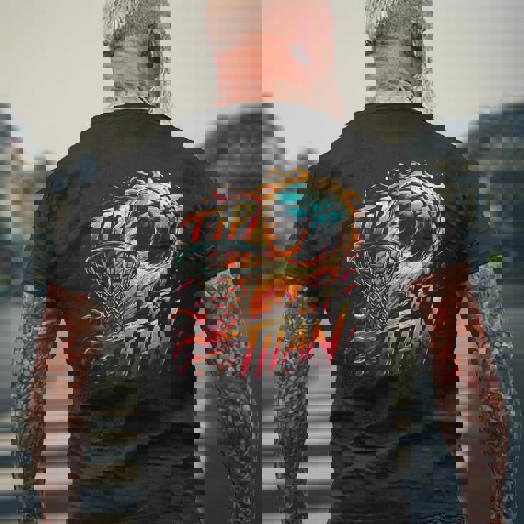 マーチ カレッジ バスケットボール トーナメント ティップオフ タイタン B-ボール メンズTシャツ バックプリント 高齢者への贈り物