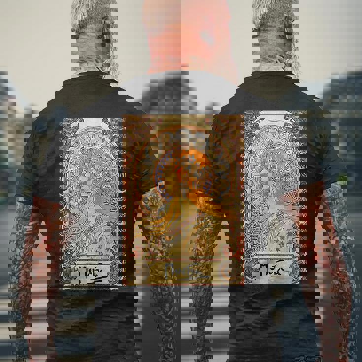 ミュシャ ゾディアック アールヌーボー アルフォンス。 メンズTシャツ バックプリント 高齢者への贈り物