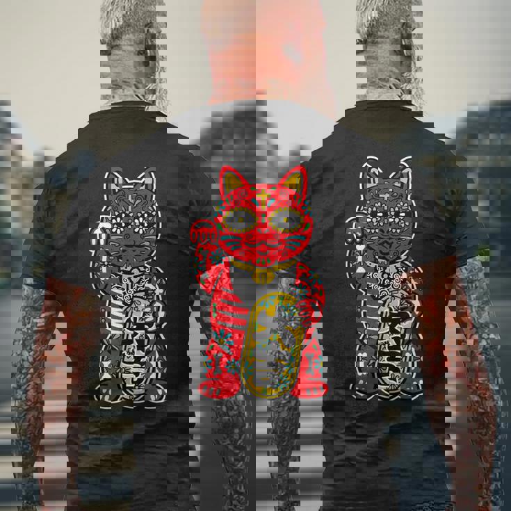 メキシコ 死者の日 と 招き猫 ネコ を組合わせた シュガー スカル キャット 赤 レッド 大吉 猫好き ねこマニア メンズTシャツ バックプリント 高齢者への贈り物