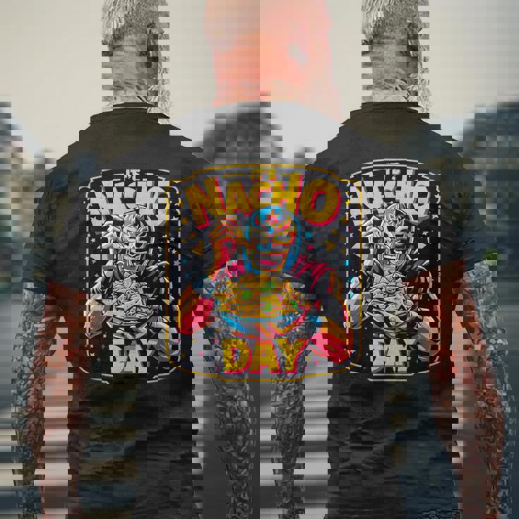 メキシコレスリング レスラー ルチャ・リブレ・ナチョ メキシコファイター メンズTシャツ バックプリント 高齢者への贈り物