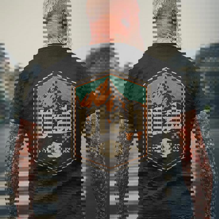 ユタ州 メンズTシャツ バックプリント 高齢者への贈り物