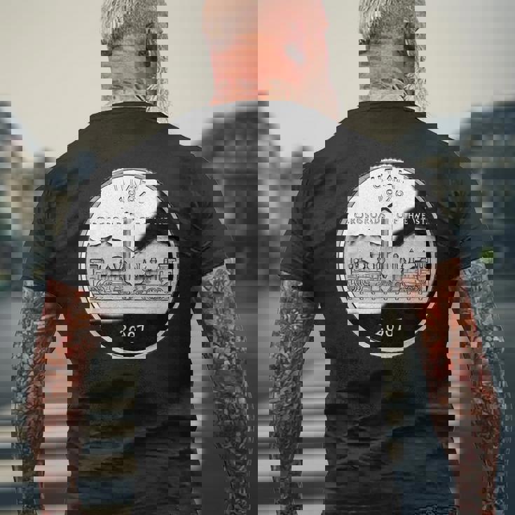 ユタ州立大学クォーターコイン メンズTシャツ バックプリント 高齢者への贈り物