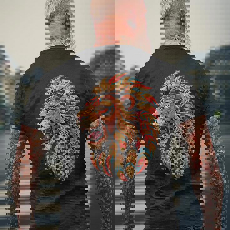 ライオン インディアン 部族 アート ネイティブアメリカン メンズTシャツ バックプリント 高齢者への贈り物