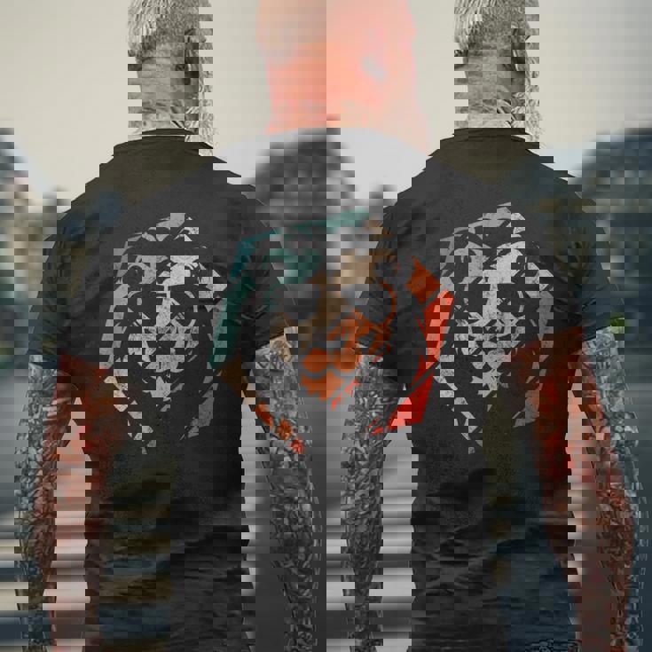 ライオン レトロスタイル ビンテージ メンズTシャツ バックプリント 高齢者への贈り物