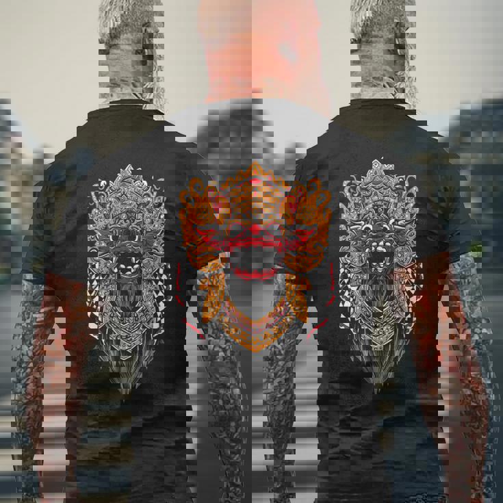 ライオンダンスヘッド 中国の新年 グリーンスネークイヤー メンズTシャツ バックプリント 高齢者への贈り物