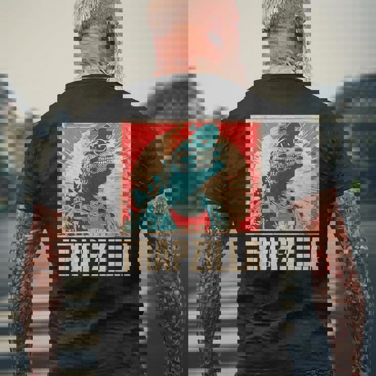 ラップトラップ 音楽 面白い ラッパー 映画好き メンズTシャツ バックプリント 高齢者への贈り物