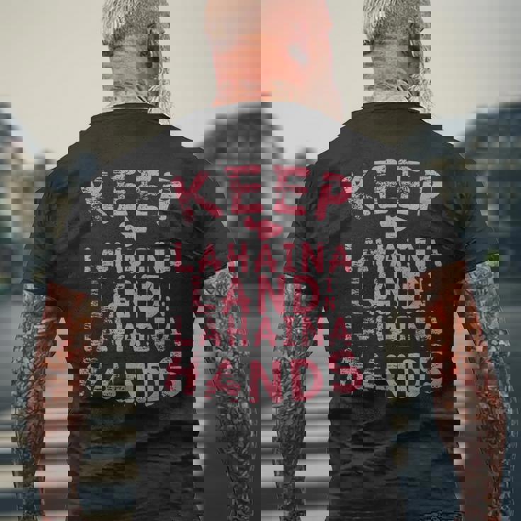 ラハイナの土地をラハイナの手元に残し、ハワイのマウイ島のために祈りましょう メンズTシャツ バックプリント 高齢者への贈り物