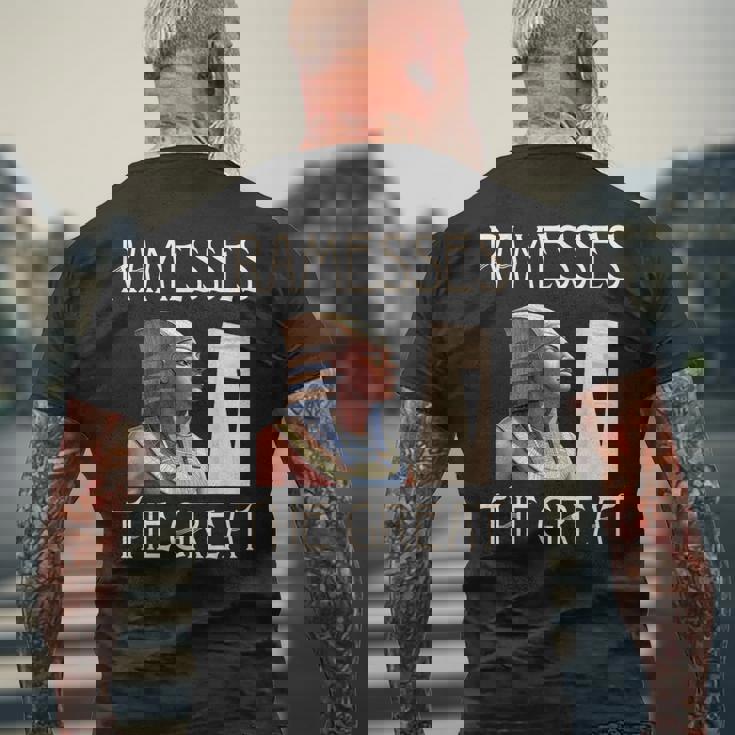 ラムセス2世 メンズTシャツ バックプリント 高齢者への贈り物