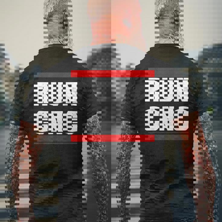 ラン Cnc マシニング メカニック Cnc フライスカッター プログラマー メンズTシャツ バックプリント 高齢者への贈り物