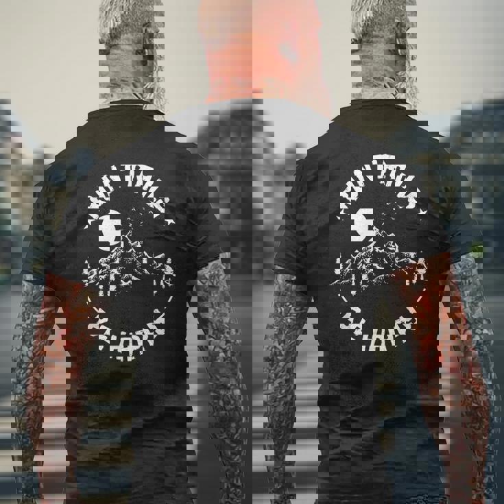 ラン・トレイルズ・バイ・ハッピー メンズTシャツ バックプリント 高齢者への贈り物