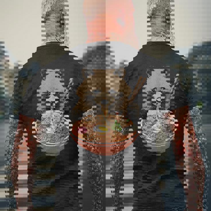 ラーメンたぬき タヌキ おもしろ ユニーク 動物 アニマル 狸 漢字 麺 グラフィック イラスト アニメ メンズTシャツ バックプリント 高齢者への贈り物