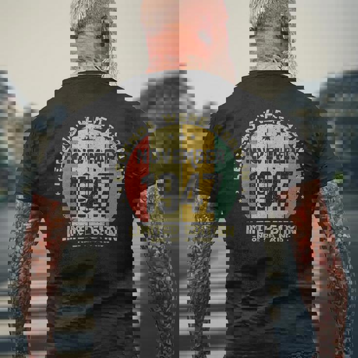 レジェンドは1947年十一月生まれ 誕生日 メンズTシャツ バックプリント 高齢者への贈り物