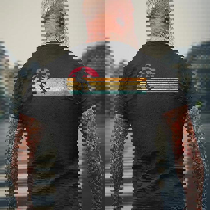 レトロ ヴィンテージ スケートボーダーシルエット スケートボード メンズTシャツ バックプリント 高齢者への贈り物