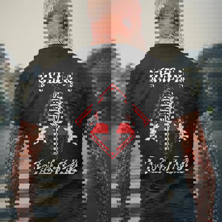 ロカビリー 50年代 ロックンロール 音楽 メンズTシャツ バックプリント 高齢者への贈り物