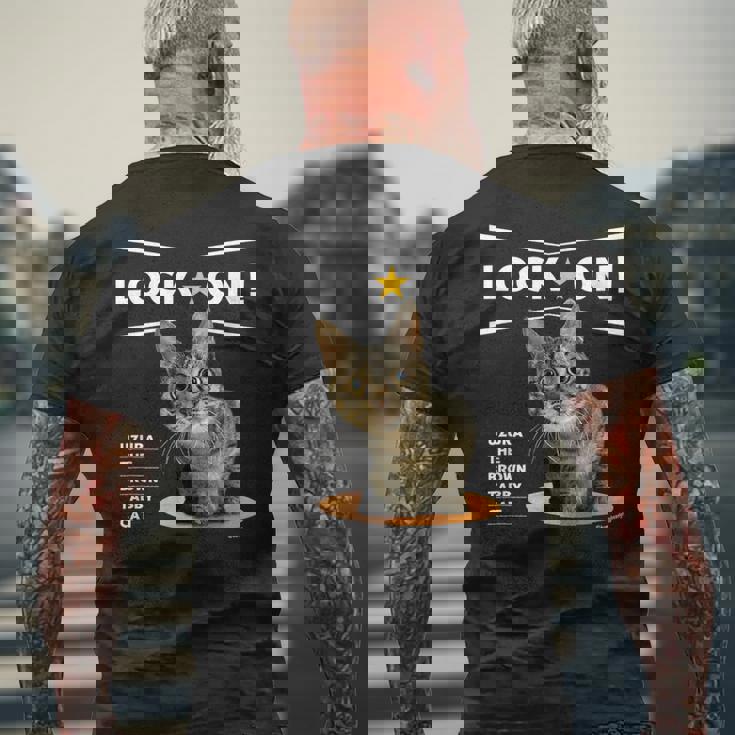 ロックオンなねこ 狙う猫 Cat メンズTシャツ バックプリント 高齢者への贈り物