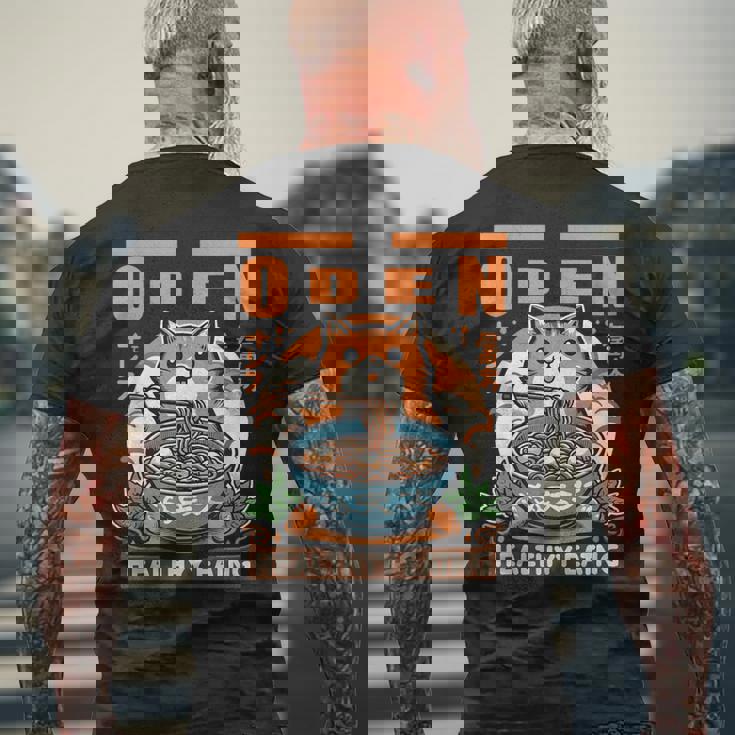 ロマンティックな日本語の面白いセッションで猫とおでんを味わう メンズTシャツ バックプリント 高齢者への贈り物