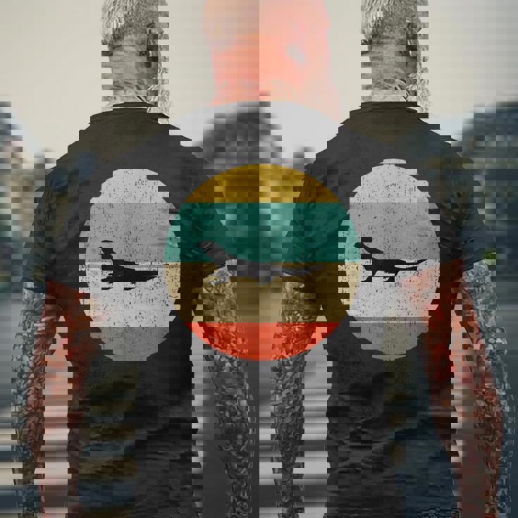 ワラネリザードン メンズTシャツ バックプリント 高齢者への贈り物