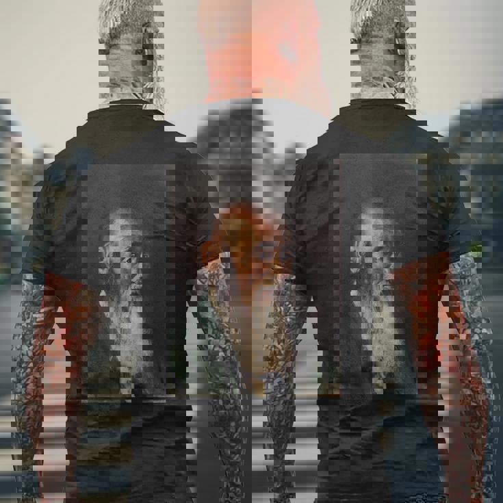 ヴァシリー・ヴェレシュチャギン 日本人司祭 1904 メンズTシャツ バックプリント 高齢者への贈り物