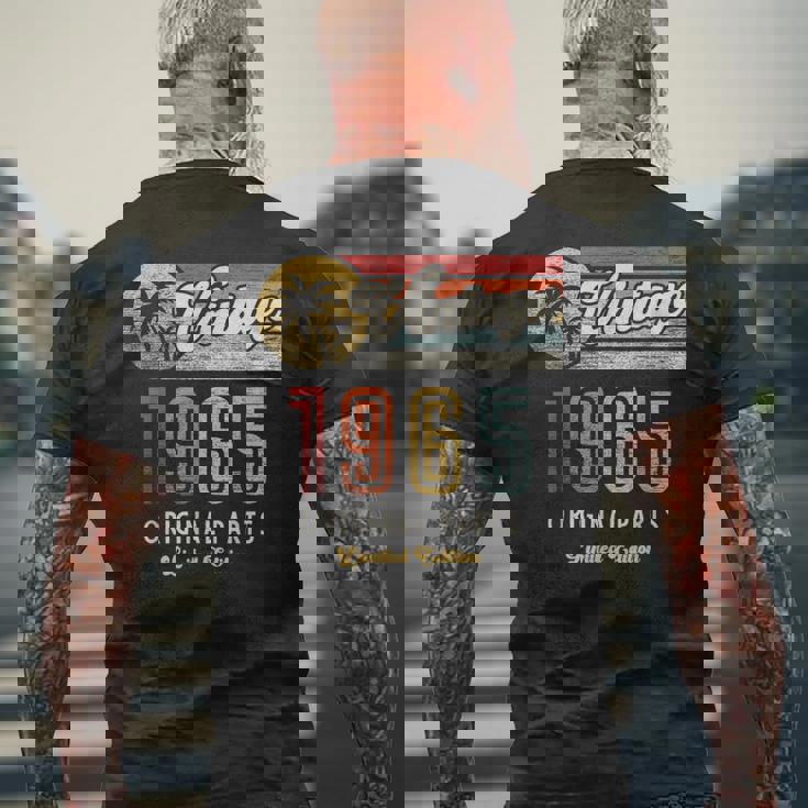 ヴィンテージ 1965 オリジナルパーツ パームス 60歳の誕生日 メンズTシャツ バックプリント 高齢者への贈り物