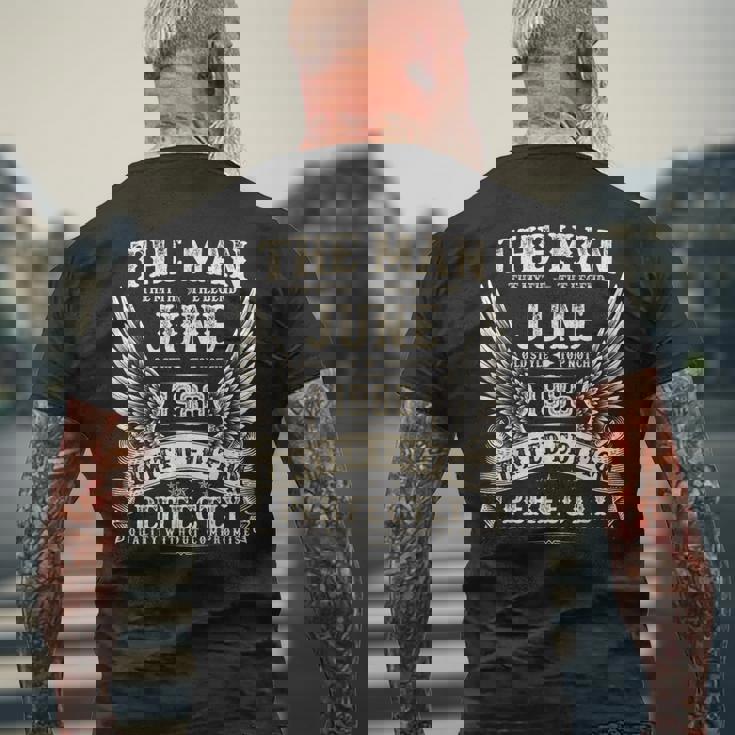 ヴィンテージ 39歳 男性 ギフト 1986年6月 39歳の誕生日 メンズTシャツ バックプリント 高齢者への贈り物