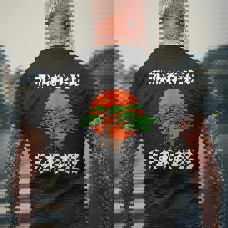 ヴィンテージ 宮城堂 空手 クール 盆栽 ギフト ユース メンズTシャツ バックプリント 高齢者への贈り物