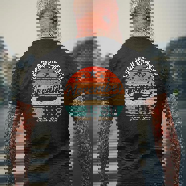 ヴィンテージ66歳の誕生日レジェンドは1958年11月に誕生しました。 メンズTシャツ バックプリント 高齢者への贈り物