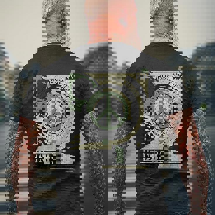 一緒により良い変化のために遊ぶ メンズTシャツ バックプリント 高齢者への贈り物