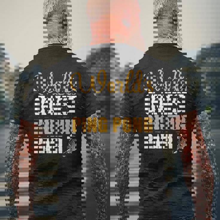 世界で一番大丈夫な卓球選手 メンズTシャツ バックプリント 高齢者への贈り物