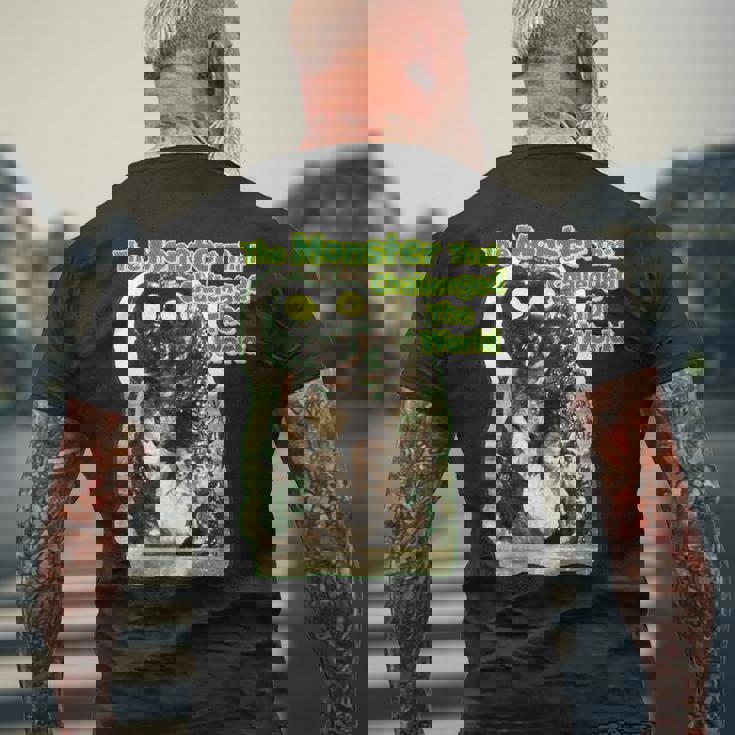 世界に挑んだヴィンテージクラシックホラーモンスター メンズTシャツ バックプリント 高齢者への贈り物