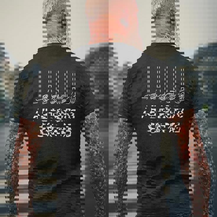 人生は選択の連続である ゴルフ 面白い ホール 文字入り おもしろ 面白い 服 文字 ダサい ヴィンテージゴルフクラブ メンズTシャツ バックプリント 高齢者への贈り物