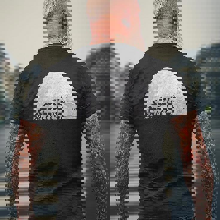 人類の進化 釣り竿 漁師 釣り人 面白い 釣り フィッシング 満月 サプライズ おもしろ アイデア 釣り メンズTシャツ バックプリント 高齢者への贈り物