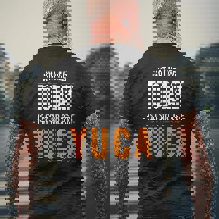 今日はたくさんのユカが必要だ-面白いユカ メンズTシャツ バックプリント 高齢者への贈り物