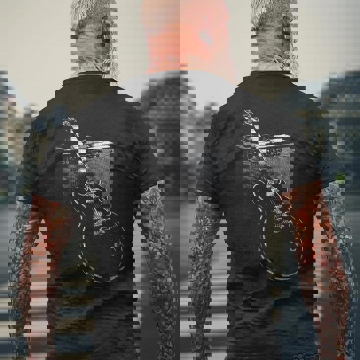 伝説のブルースギターとアンプのデザイン。ギタリストギフト メンズTシャツ バックプリント 高齢者への贈り物