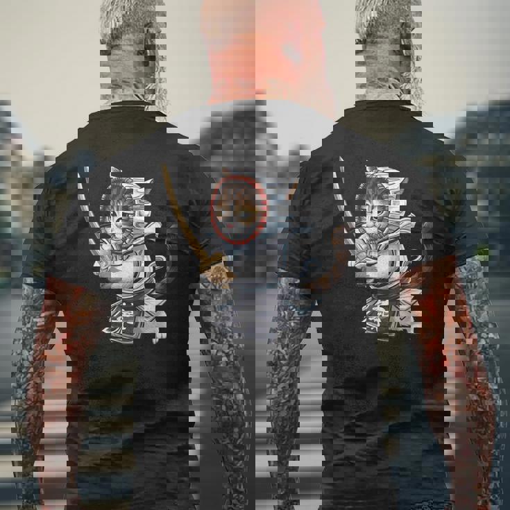 剣道ファイター 猫 面白 日本格闘技・猫好き メンズTシャツ バックプリント 高齢者への贈り物