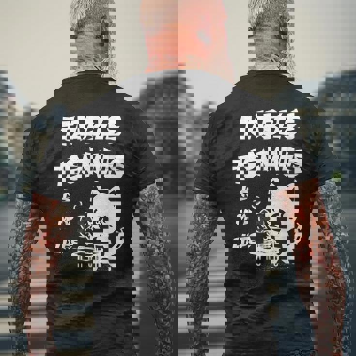 卓球をするクールな猫 メンズTシャツ バックプリント 高齢者への贈り物