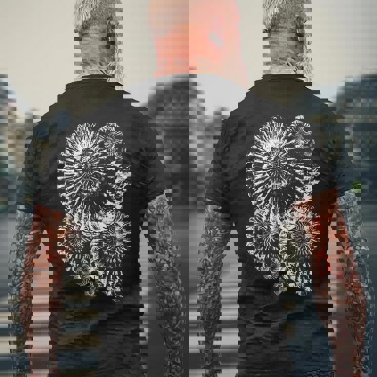 古生物学者化石アンモナイト メンズTシャツ バックプリント 高齢者への贈り物