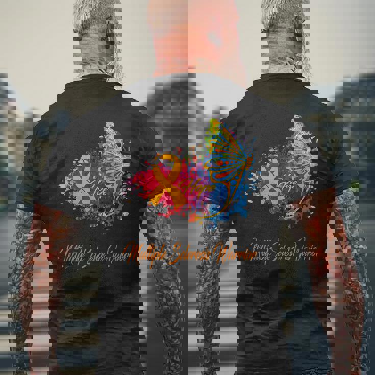 多発性硬化症の認識 メンズTシャツ バックプリント 高齢者への贈り物