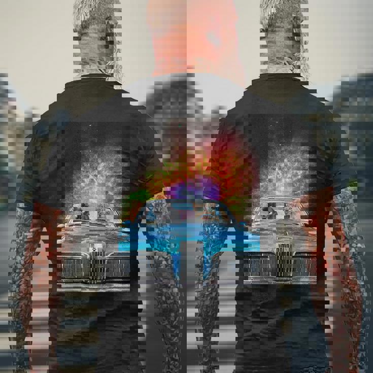 宇宙 銀河 猫 運転 車 メンズTシャツ バックプリント 高齢者への贈り物