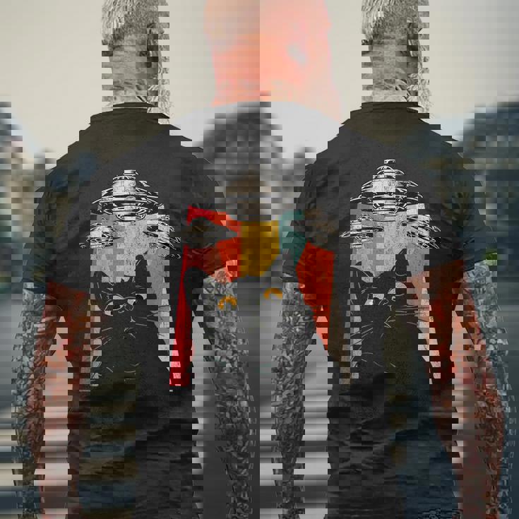 宇宙船 宇宙人 猫 Ufo 黒猫 面白い メンズTシャツ バックプリント 高齢者への贈り物