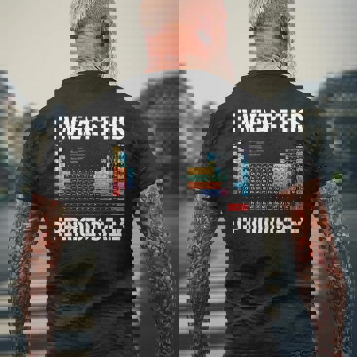 定期的におもしろい 化学 理科 先生 ギフト メンズTシャツ バックプリント 高齢者への贈り物