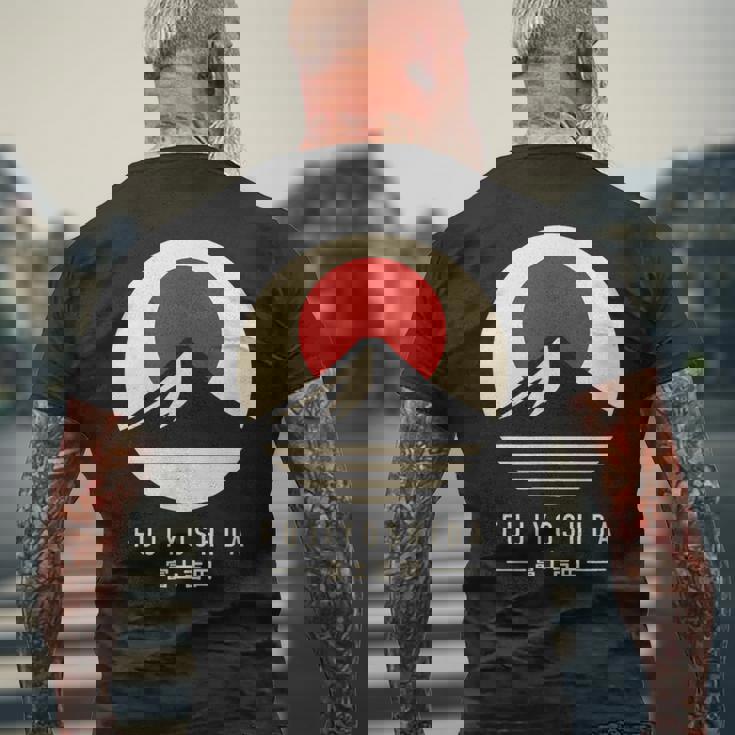 富士吉田 日本 メンズTシャツ バックプリント 高齢者への贈り物