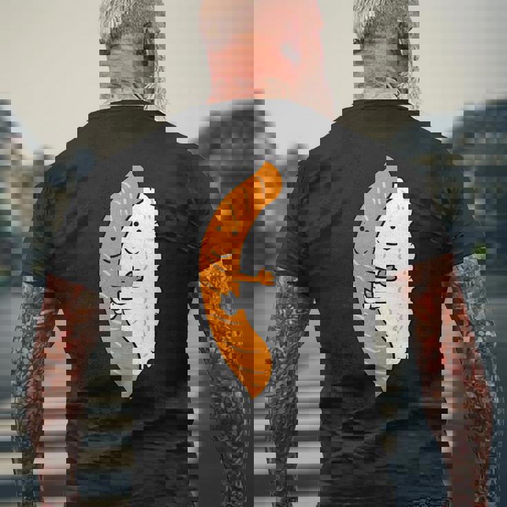 寿司ハギング サーモン キュート 和寿司 メンズTシャツ バックプリント 高齢者への贈り物