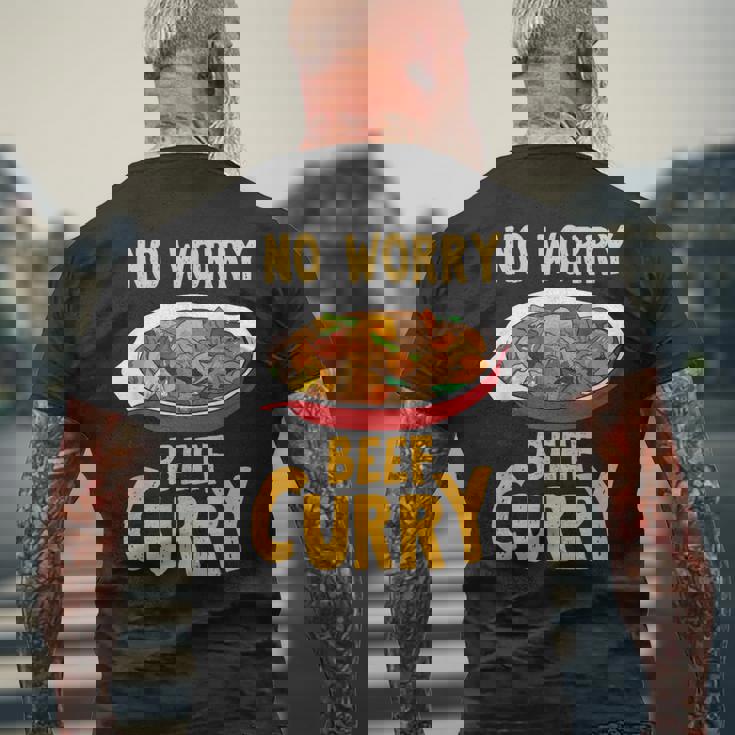 心配いらず ビーフカレー インド料理 シェフ おもしろ料理 メンズTシャツ バックプリント 高齢者への贈り物